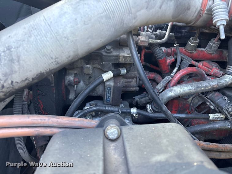 image for item EM0604 2013 Freightliner Business Class M2 truck cab and chassis