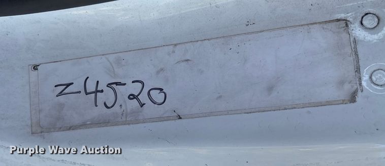 image for item EM0604 2013 Freightliner Business Class M2 truck cab and chassis