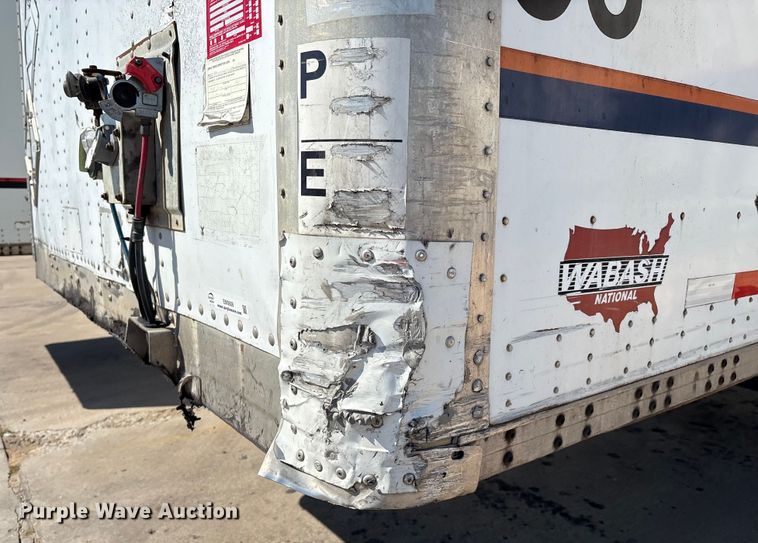 image for item EM0606 2005 Wabash dry van trailer