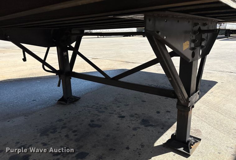 image for item EM0606 2005 Wabash dry van trailer