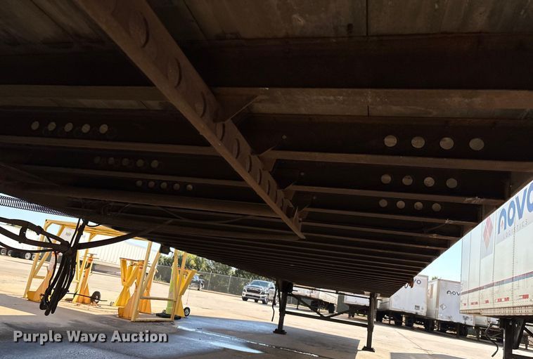 image for item EM0606 2005 Wabash dry van trailer