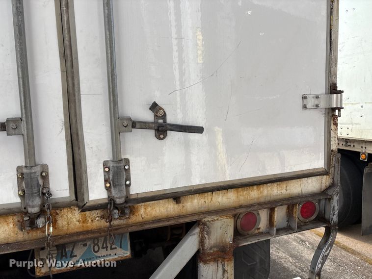 image for item EM0606 2005 Wabash dry van trailer