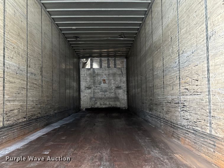 image for item EM0606 2005 Wabash dry van trailer