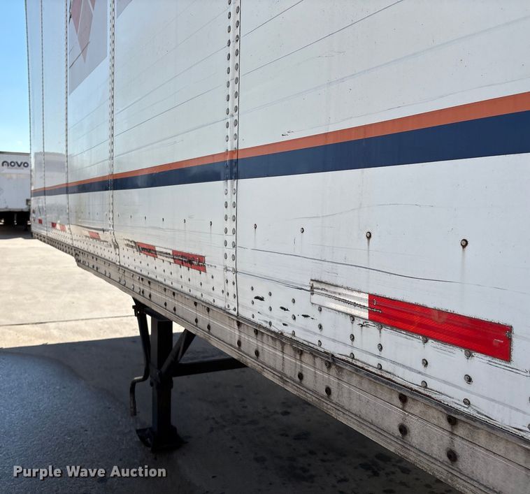 image for item EM0606 2005 Wabash dry van trailer