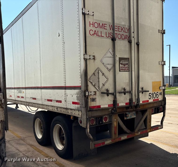 image for item EM0607 2005 Wabash dry van trailer