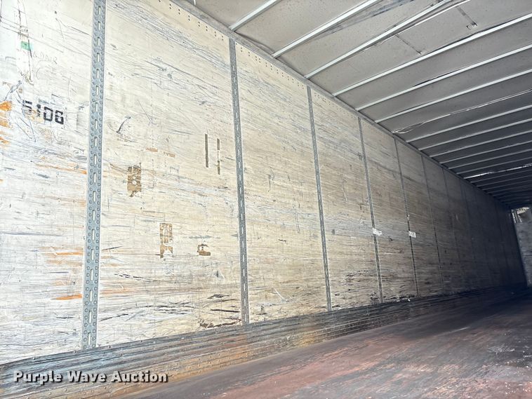 image for item EM0607 2005 Wabash dry van trailer