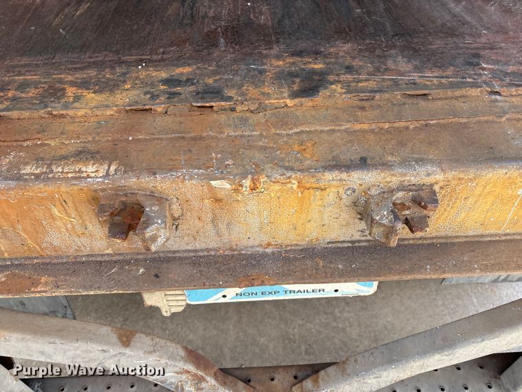 image for item EM0607 2005 Wabash dry van trailer