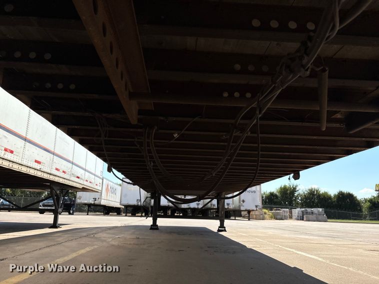 image for item EM0607 2005 Wabash dry van trailer