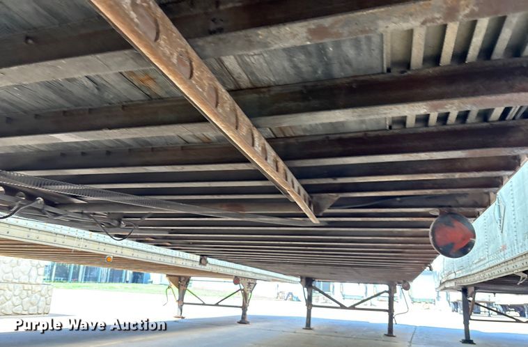 image for item EM0609 1999 Wabash DVCVHPC dry van trailer