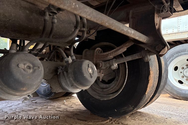 image for item EM0609 1999 Wabash DVCVHPC dry van trailer