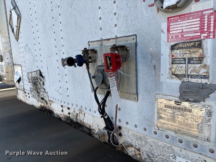 image for item EM0610 1999 Wabash dry van trailer