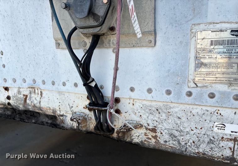 image for item EM0610 1999 Wabash dry van trailer