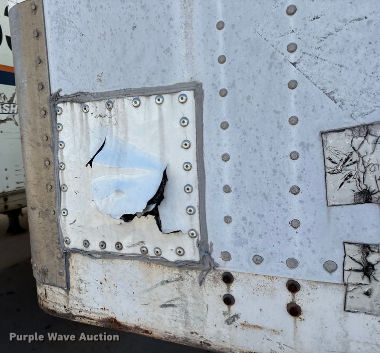 image for item EM0610 1999 Wabash dry van trailer