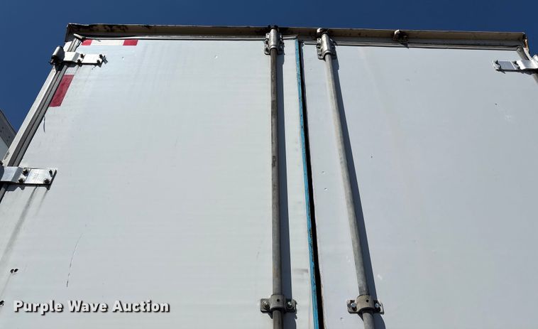 image for item EM0610 1999 Wabash dry van trailer