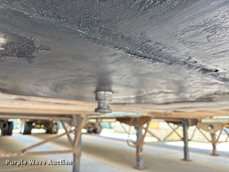 image for item EM0610 1999 Wabash dry van trailer