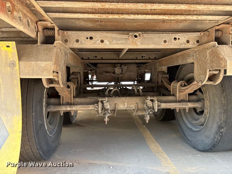 image for item EM0610 1999 Wabash dry van trailer