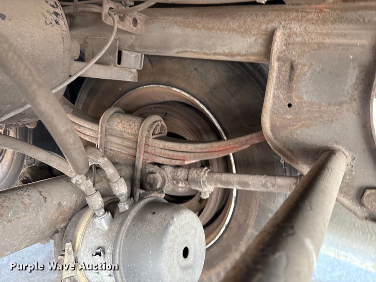 image for item EM0612 2005 Wabash DVCVHPC dry van trailer