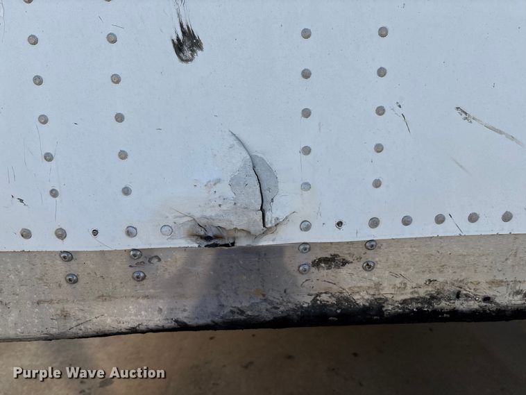 image for item EM0612 2005 Wabash DVCVHPC dry van trailer