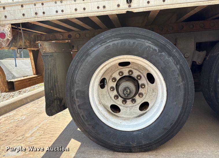 image for item EM0612 2005 Wabash DVCVHPC dry van trailer