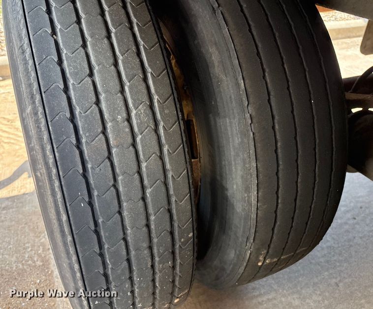 image for item EM0612 2005 Wabash DVCVHPC dry van trailer