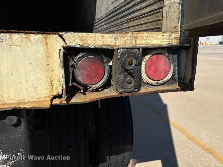 image for item EM0613 2006 Wabash DVCVHPC dry van trailer