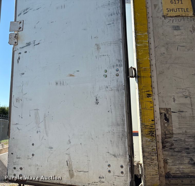 image for item EM0613 2006 Wabash DVCVHPC dry van trailer