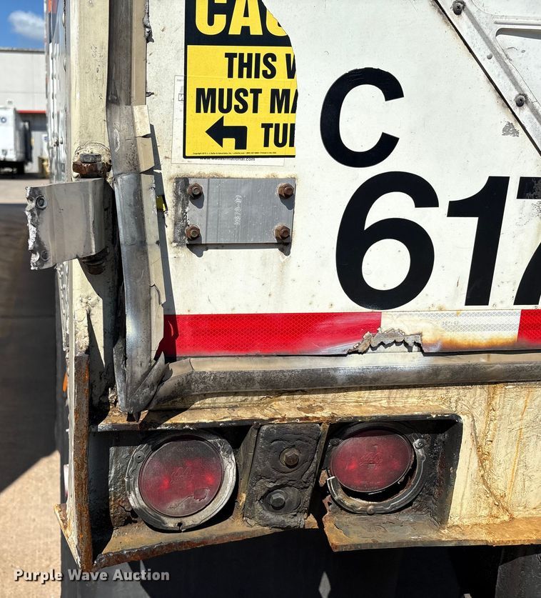 image for item EM0613 2006 Wabash DVCVHPC dry van trailer