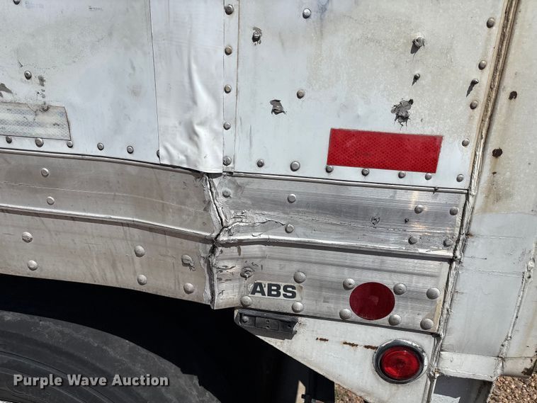 image for item EM0615 2006 Lufkin TFV-CL-110 dry van trailer