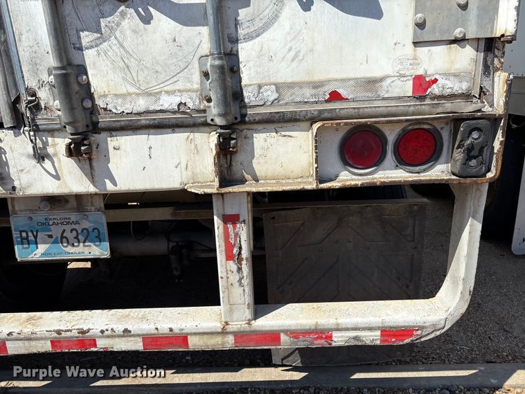 image for item EM0615 2006 Lufkin TFV-CL-110 dry van trailer