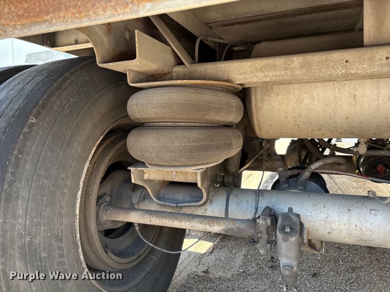 image for item EM0615 2006 Lufkin TFV-CL-110 dry van trailer