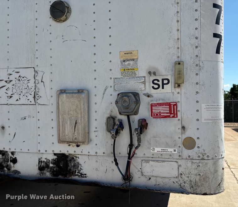 image for item EM0615 2006 Lufkin TFV-CL-110 dry van trailer