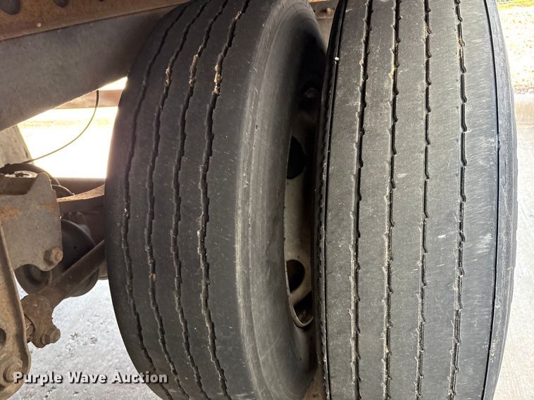 image for item EM0620 2005 Wabash DVCVHPC dry van trailer