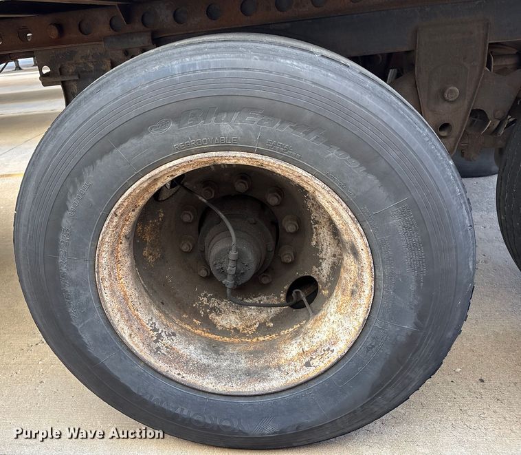 image for item EM0620 2005 Wabash DVCVHPC dry van trailer