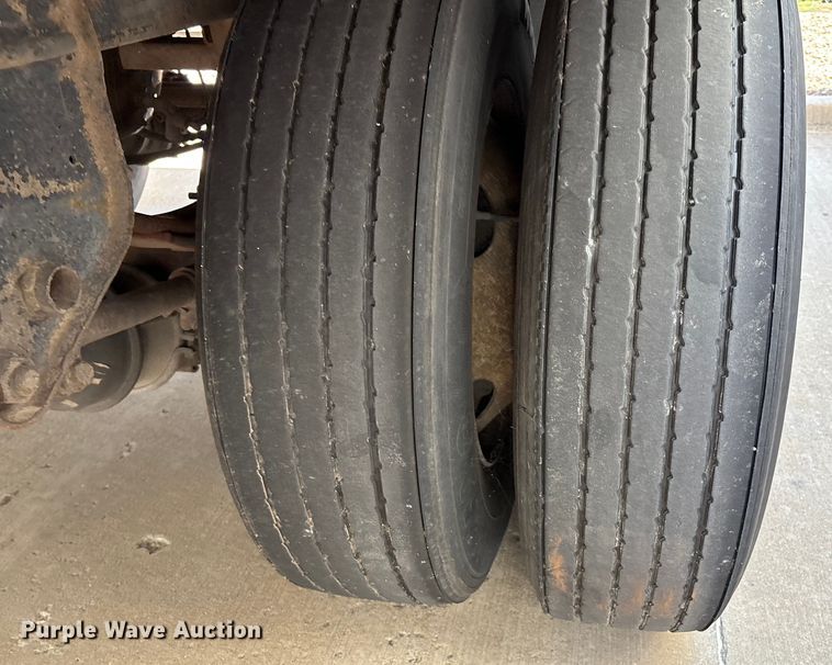 image for item EM0620 2005 Wabash DVCVHPC dry van trailer