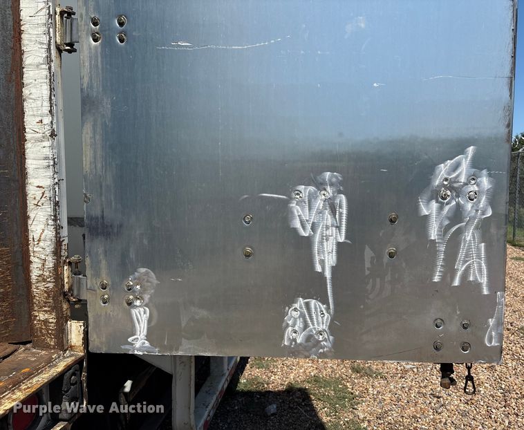 image for item EM0622 2006 Lufkin TFV-CL-110 dry van trailer