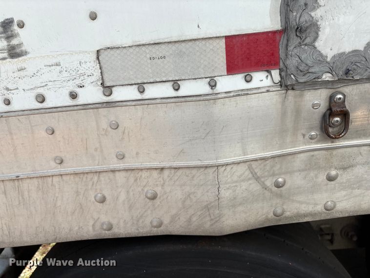 image for item EM0623 2006 Lufkin TFV-CL-110 dry van trailer