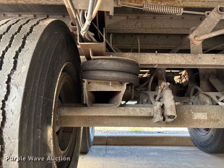 image for item EM0623 2006 Lufkin TFV-CL-110 dry van trailer