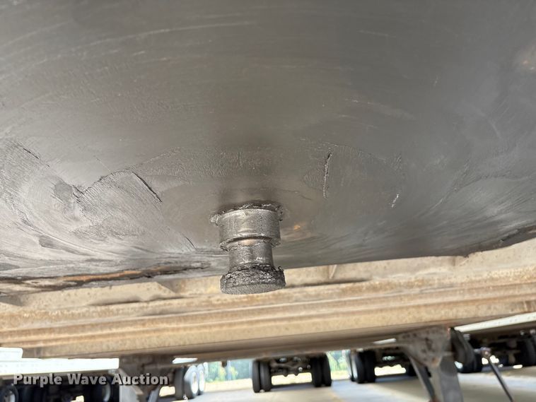 image for item EM0623 2006 Lufkin TFV-CL-110 dry van trailer