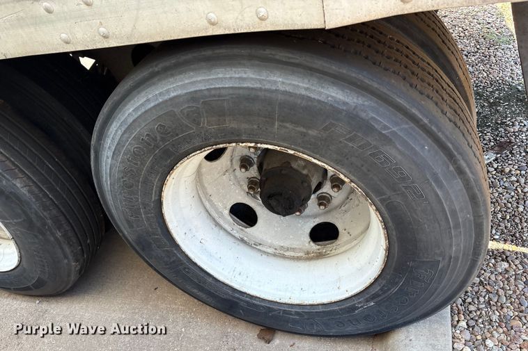 image for item EM0623 2006 Lufkin TFV-CL-110 dry van trailer