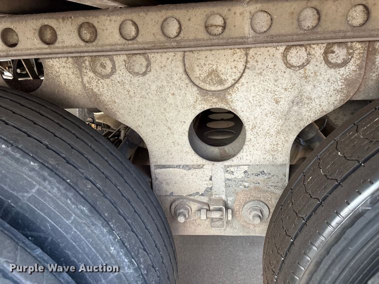 image for item EM0624 2006 Lufkin TFV-CL-110 dry van trailer