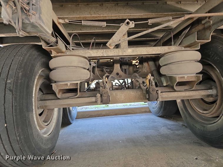 image for item EM0625 2006 Lufkin dry van trailer