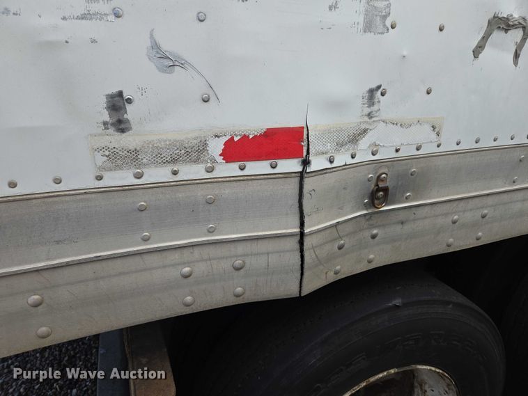 image for item EM0626 2006 Lufkin TFV-CL-110 dry van trailer