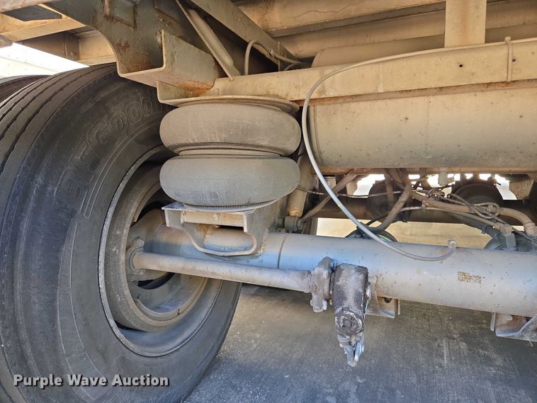 image for item EM0627 2006 Lufkin TFV-CL-110 dry van trailer