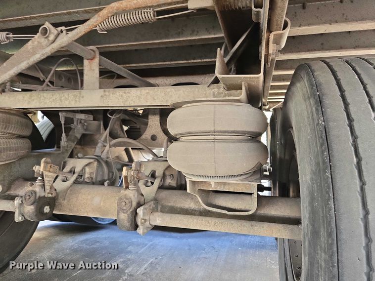 image for item EM0627 2006 Lufkin TFV-CL-110 dry van trailer