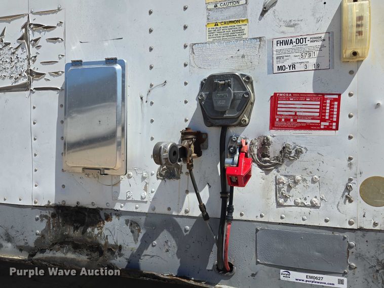 image for item EM0627 2006 Lufkin TFV-CL-110 dry van trailer