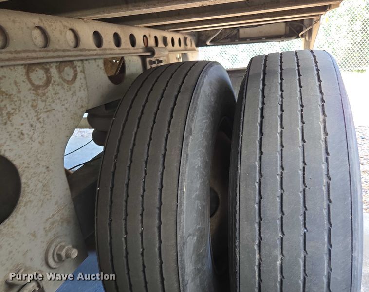 image for item EM0627 2006 Lufkin TFV-CL-110 dry van trailer