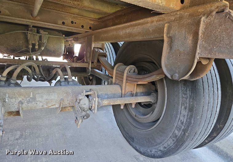 image for item EM0628 1999 Wabash DVCVHPC dry van trailer