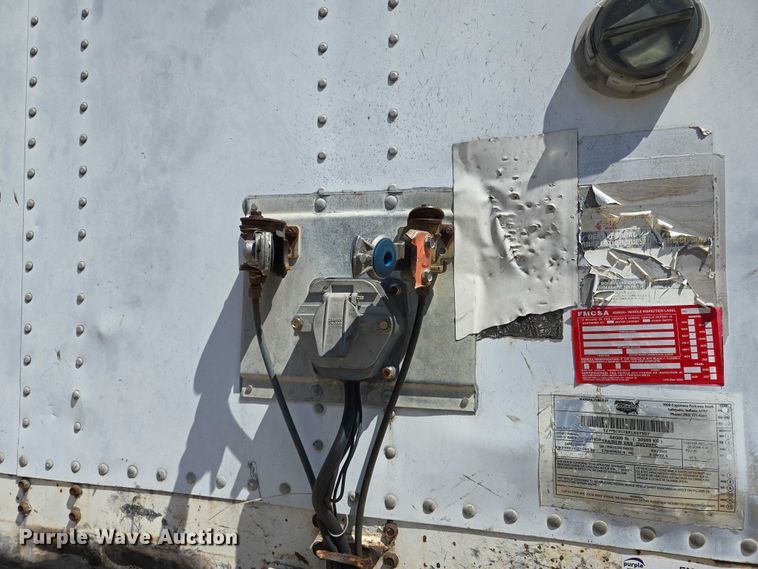 image for item EM0628 1999 Wabash DVCVHPC dry van trailer