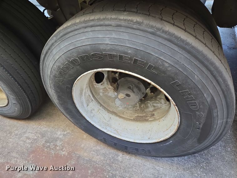 image for item EM0628 1999 Wabash DVCVHPC dry van trailer