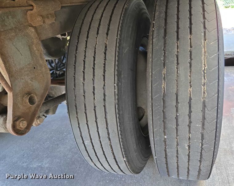 image for item EM0628 1999 Wabash DVCVHPC dry van trailer